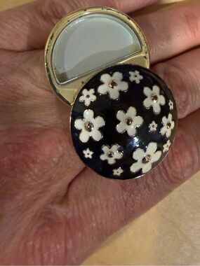 Marc Jacob’s Black Floral Enamel Statement Ring